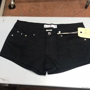 California by Reflex. Women’s shorts. Size M